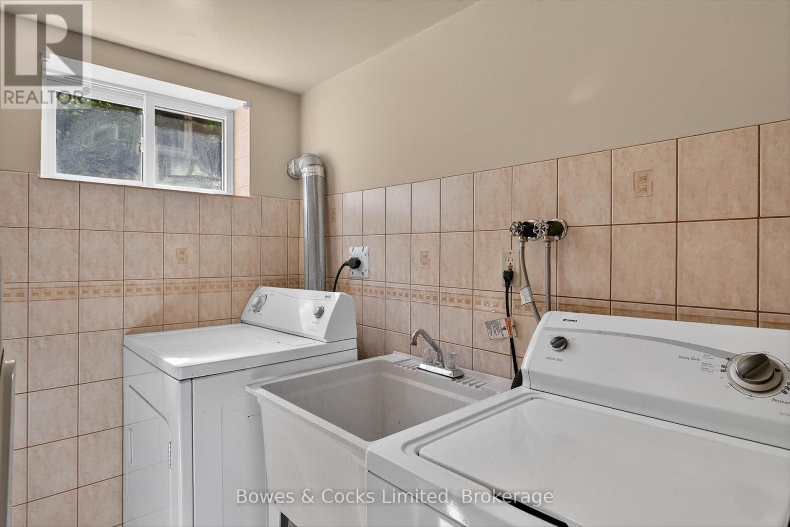 571 O'connell Road, Peterborough (Otonabee Ward 1), Ontario  K9J 4E2 - Photo 31 - X13455112