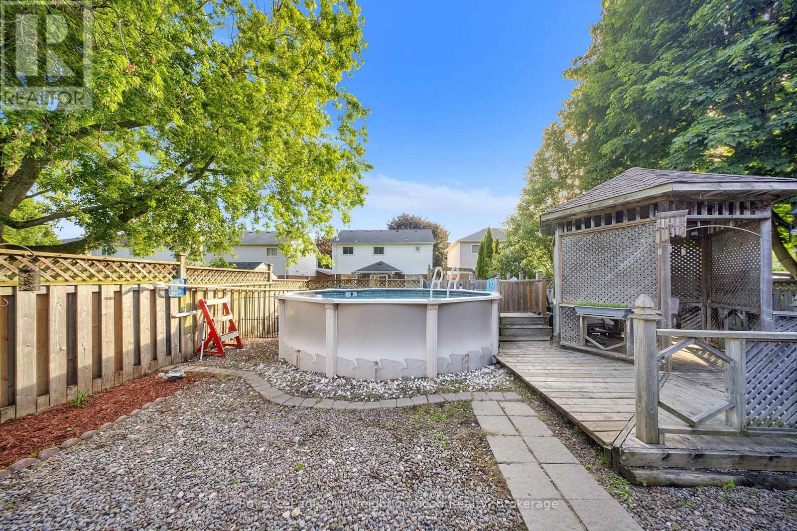 99 Foster Creek Drive, Clarington (Newcastle), Ontario  L1B 1G5 - Photo 34 - E13456874