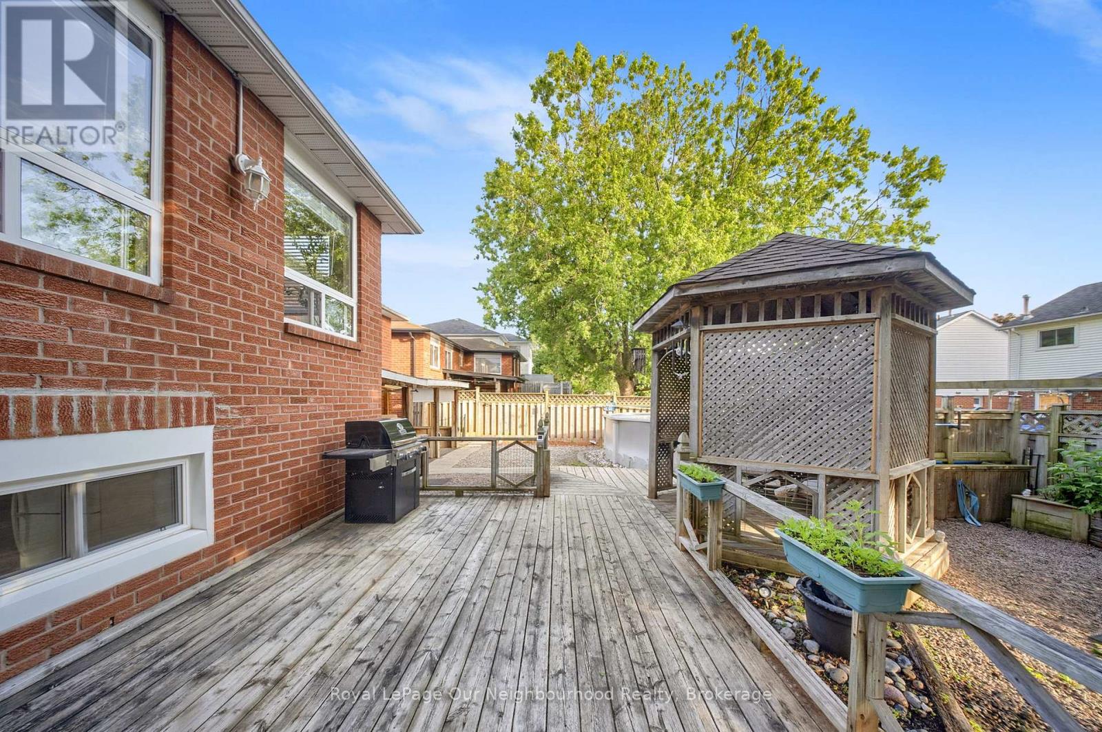 99 Foster Creek Drive, Clarington (Newcastle), Ontario  L1B 1G5 - Photo 38 - E13456874