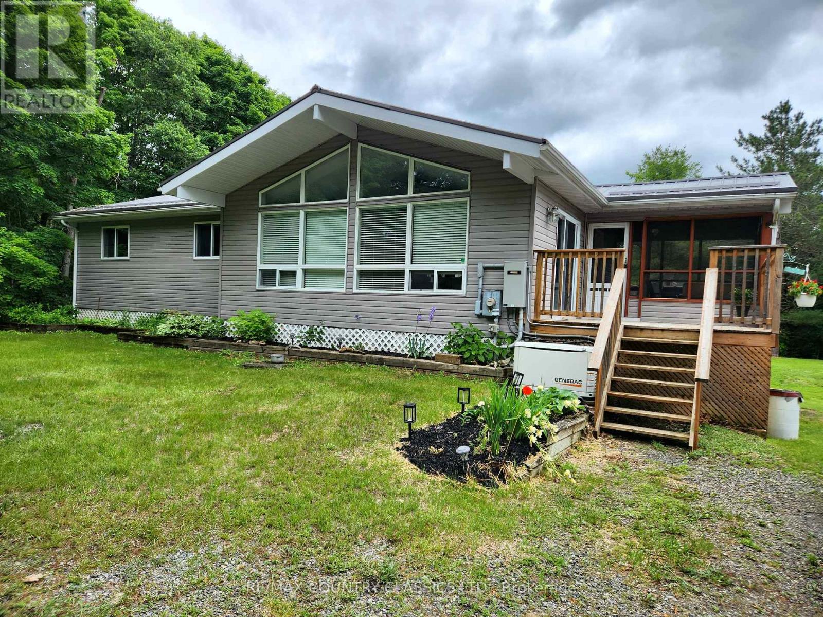 1930 WESLEMKOON LK ROAD, tudor and cashel (cashel ward), Ontario