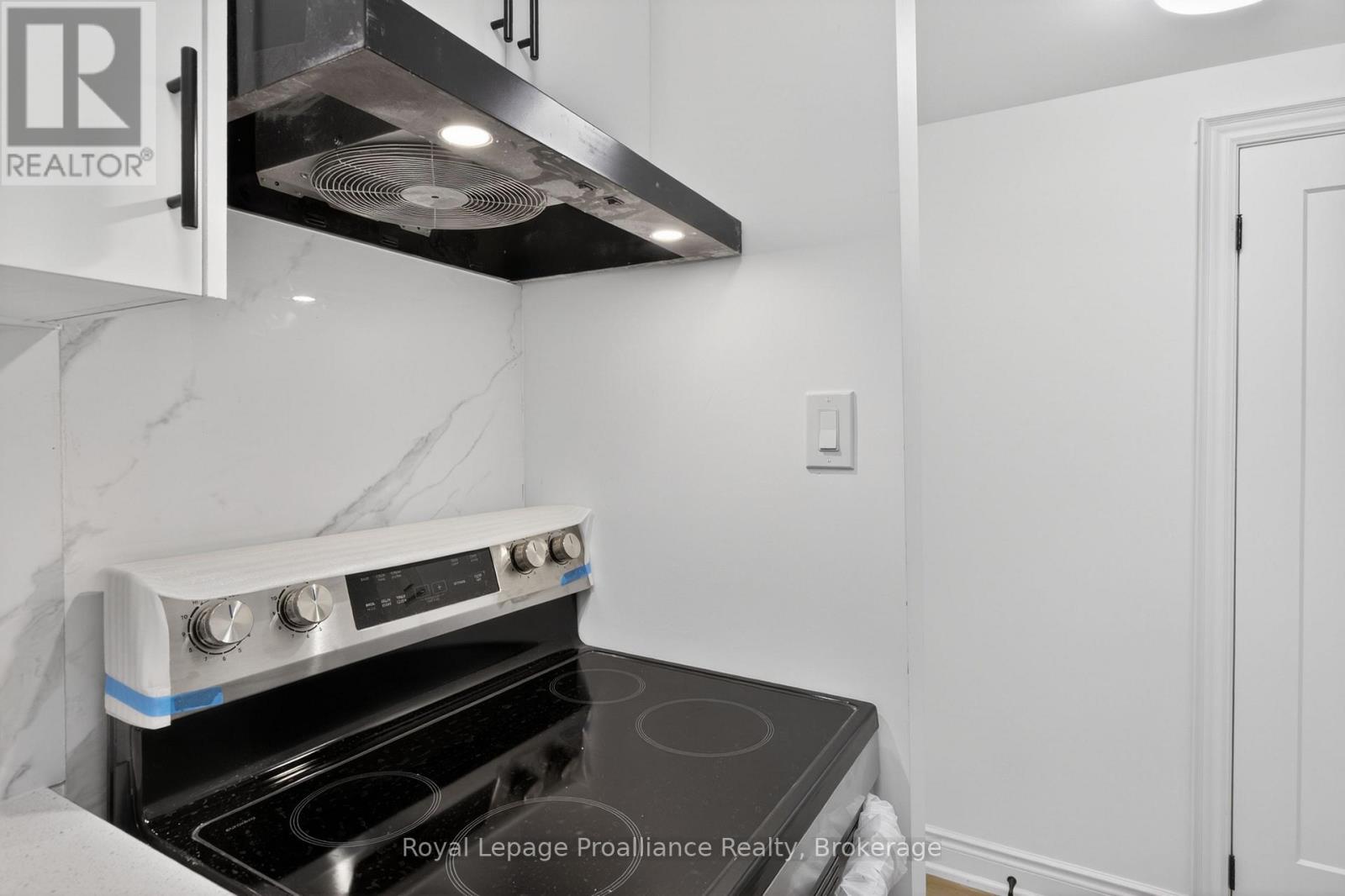 #1 - 171 Hazlitt Street, Peterborough (Ashburnham Ward 4), Ontario  K9H 1L8 - Photo 6 - X13457676