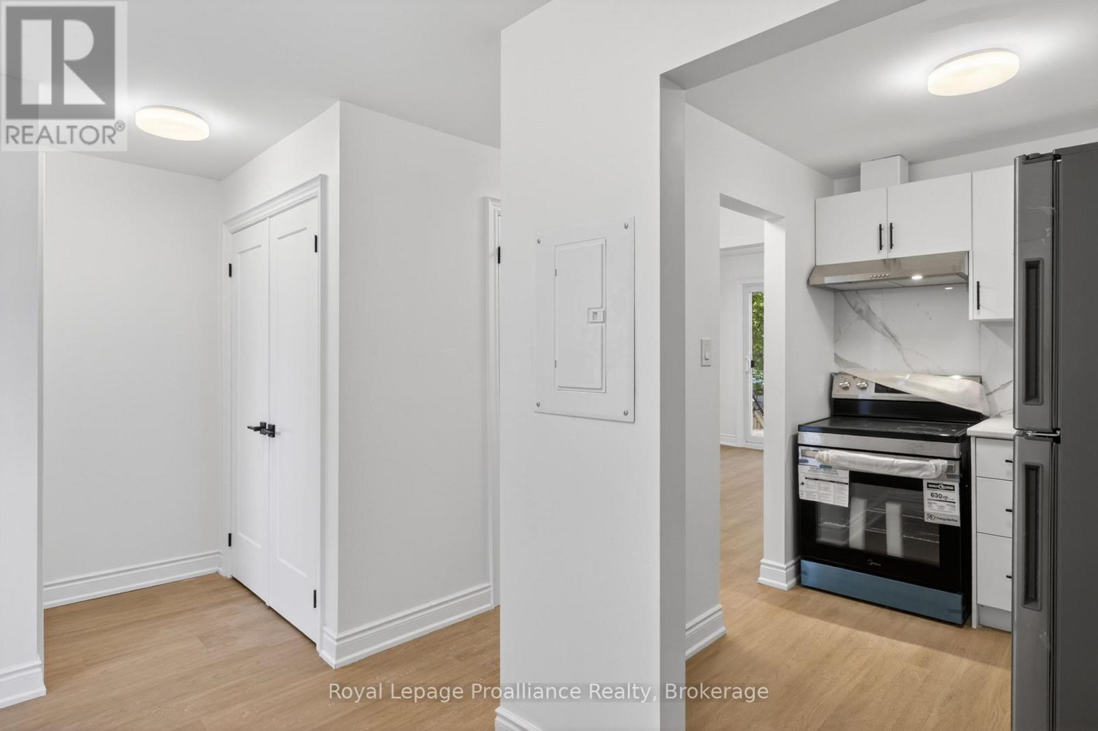 #4 - 171 Hazlitt Street, Peterborough (Ashburnham Ward 4), Ontario  K9H 1L8 - Photo 4 - X13458366