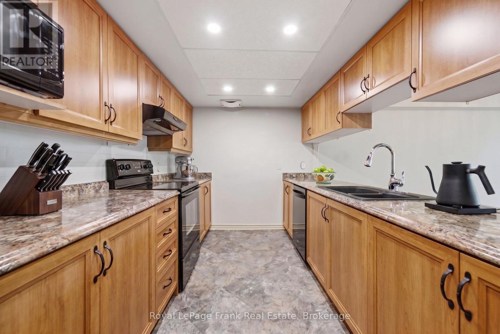 110 - 51 Rivermill Boulevard, Kawartha Lakes (Lindsay), Ontario  K9V 6E8 - Photo 18 - X13458592
