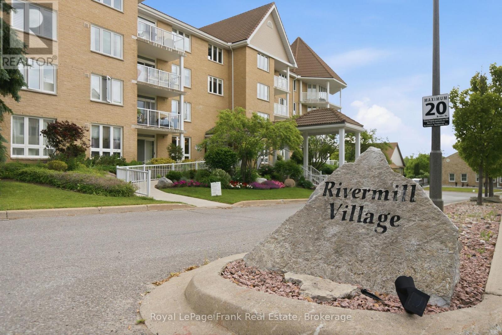 110 - 51 Rivermill Boulevard, Kawartha Lakes (Lindsay), Ontario  K9V 6E8 - Photo 3 - X13458592