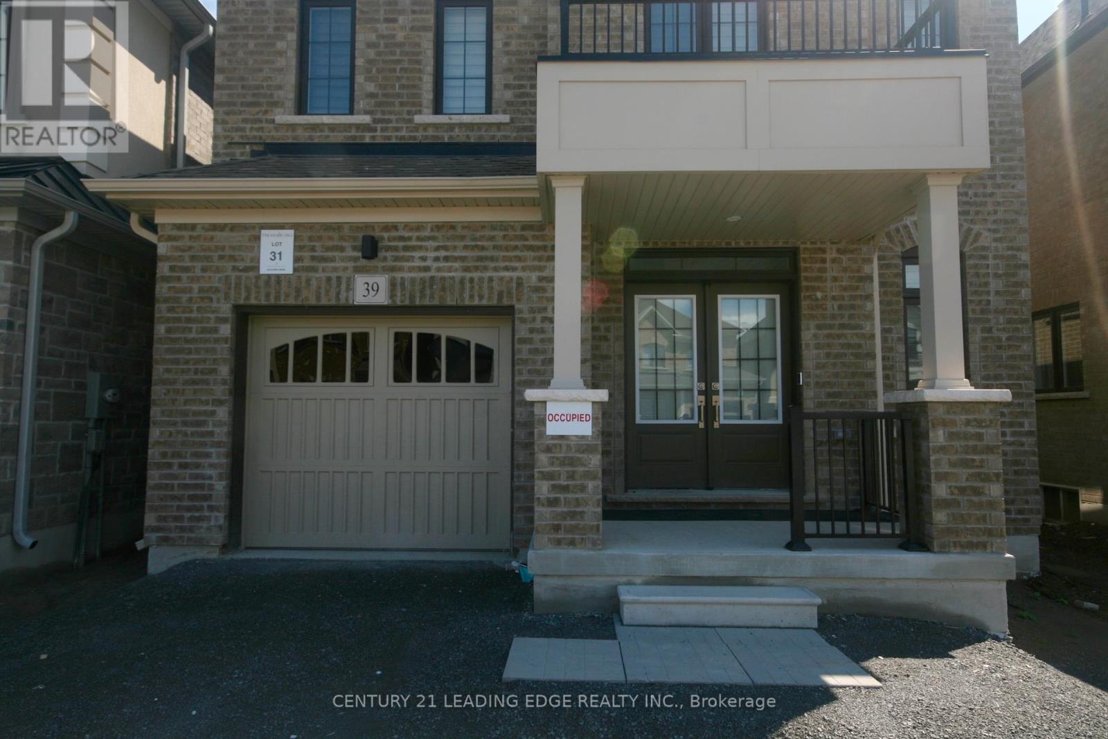 39 Ed Ewert Avenue, Clarington (Newcastle), Ontario  L1B 1G9 - Photo 2 - E13458534