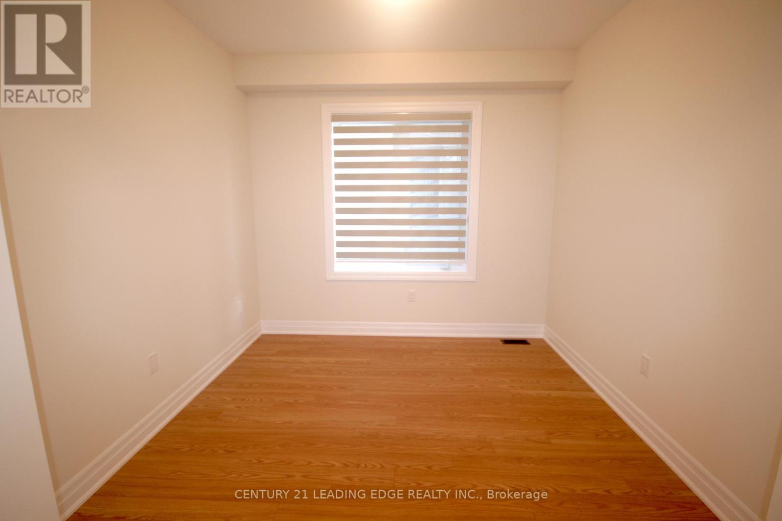 39 Ed Ewert Avenue, Clarington (Newcastle), Ontario  L1B 1G9 - Photo 5 - E13458534