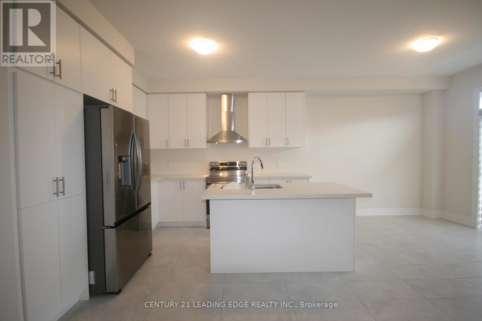 39 Ed Ewert Avenue, Clarington (Newcastle), Ontario  L1B 1G9 - Photo 8 - E13458534