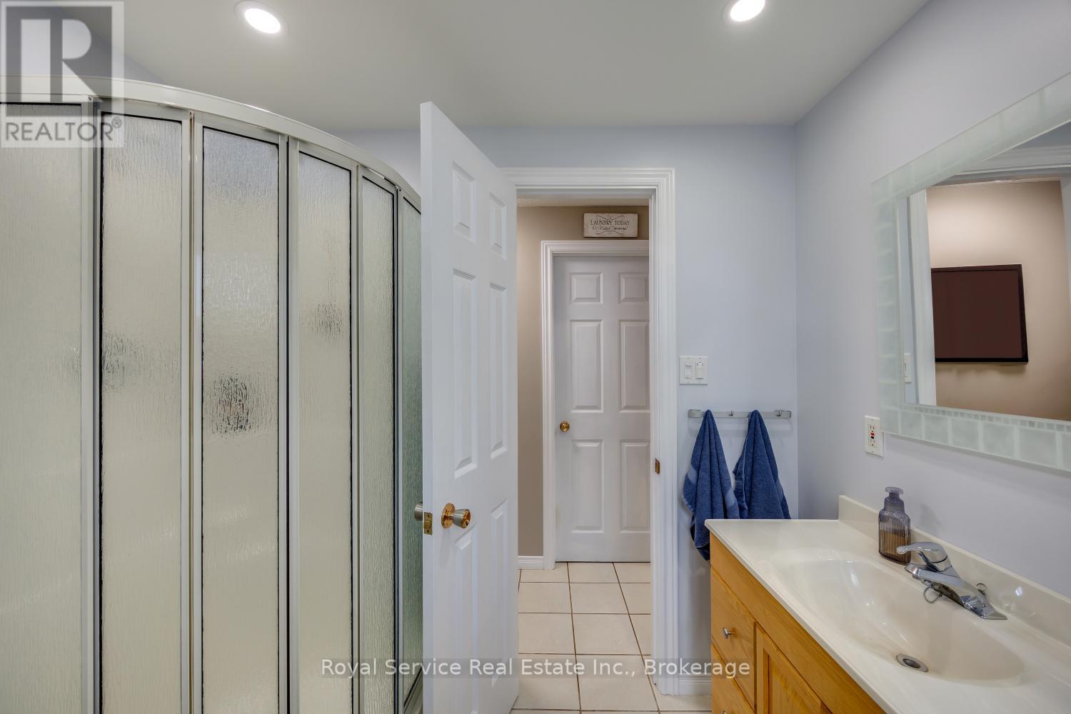 900 Stewart Drive, Peterborough (Ashburnham Ward 4), Ontario  K9J 7R4 - Photo 28 - X13459412