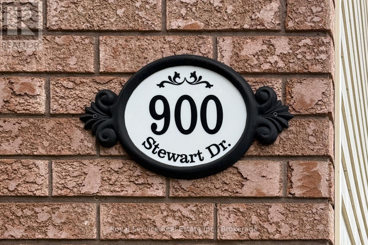 900 Stewart Drive, Peterborough (Ashburnham Ward 4), Ontario  K9J 7R4 - Photo 3 - X13459412