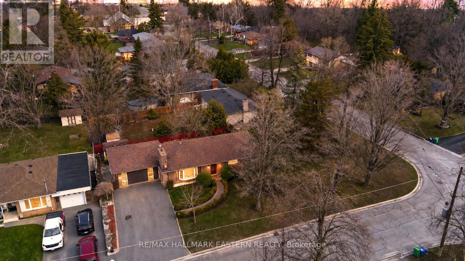 47 Springbrook Drive, Peterborough (Monaghan Ward 2), Ontario  K9J 1L3 - Photo 2 - X13460296