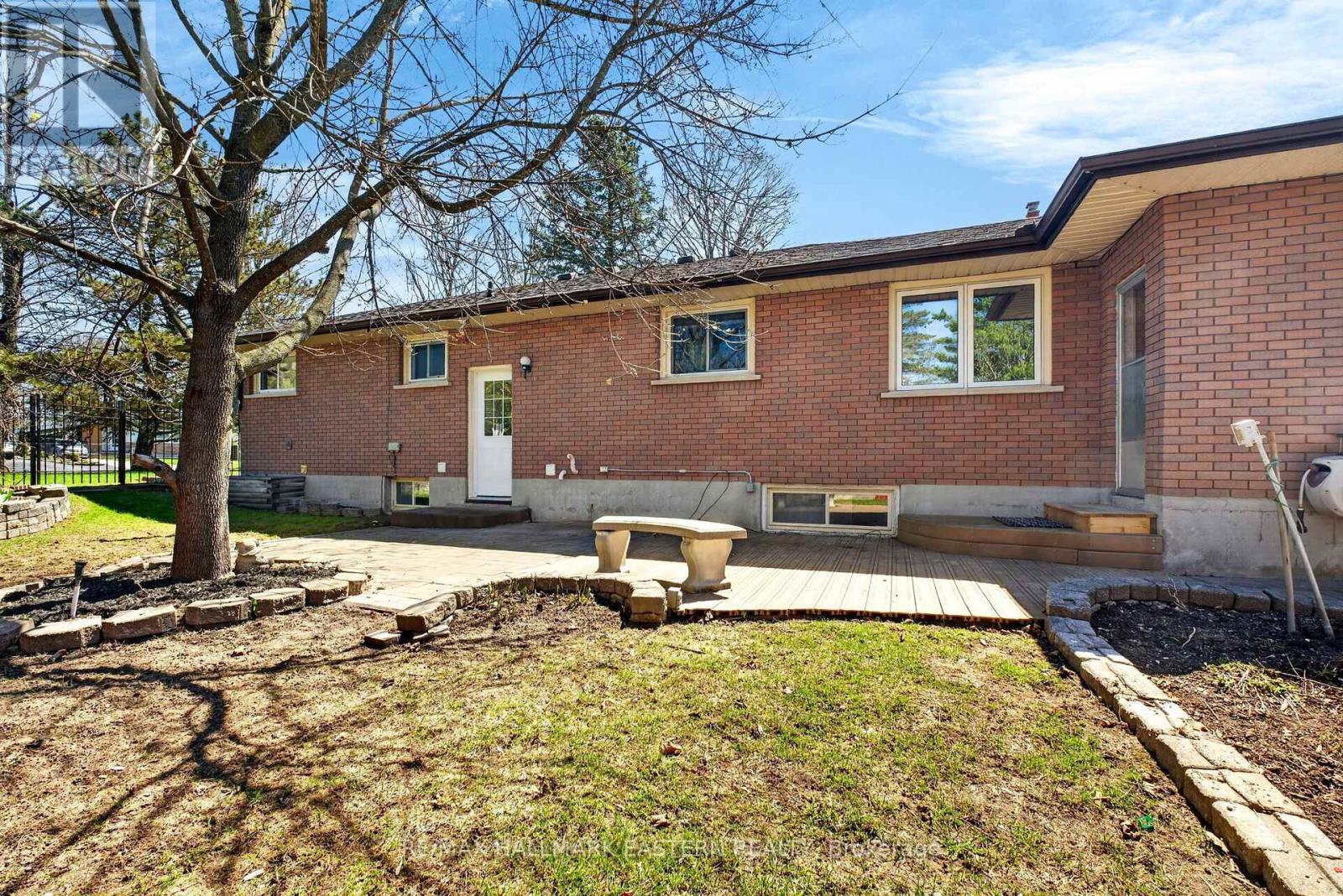 47 Springbrook Drive, Peterborough (Monaghan Ward 2), Ontario  K9J 1L3 - Photo 33 - X13460296