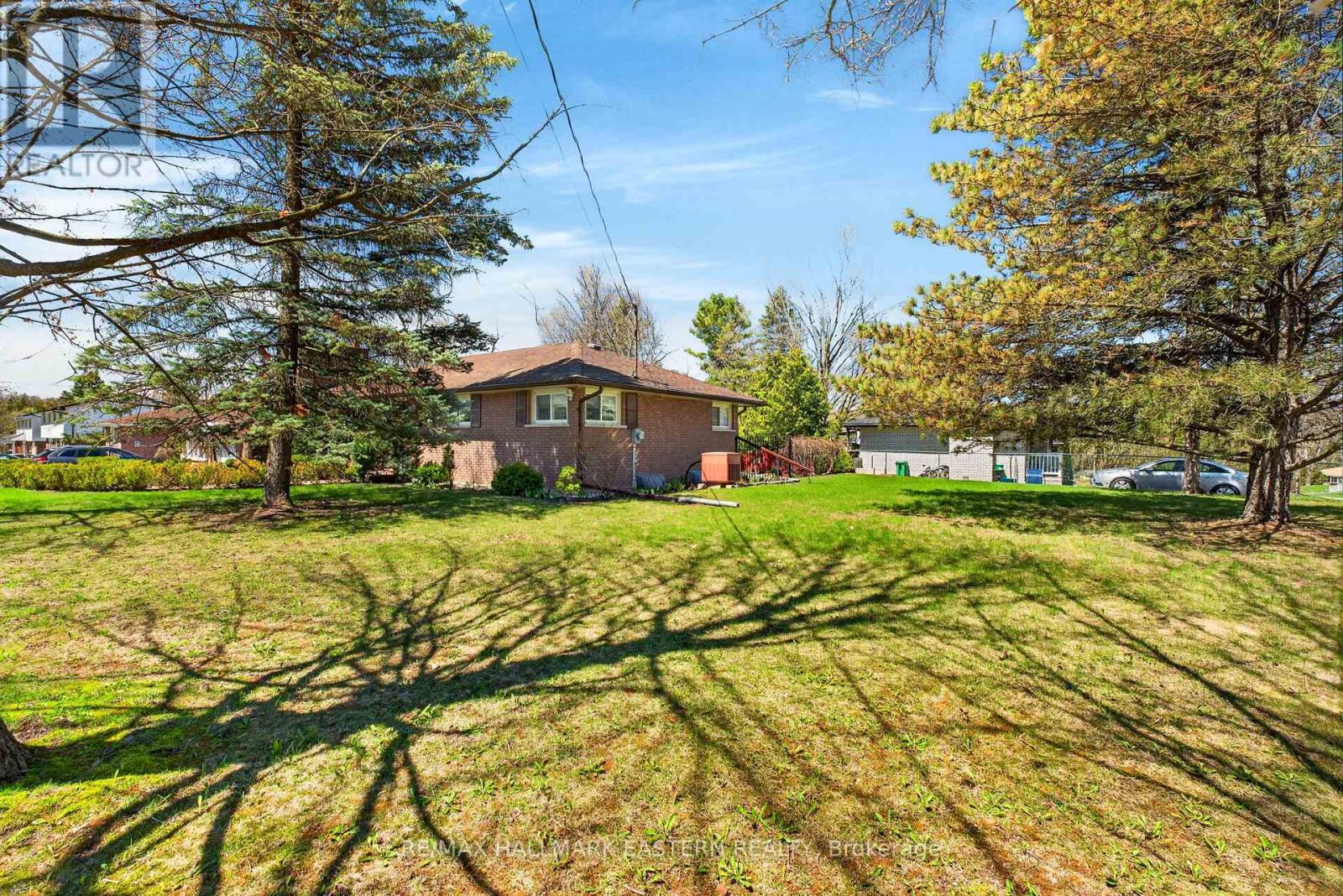 47 Springbrook Drive, Peterborough (Monaghan Ward 2), Ontario  K9J 1L3 - Photo 36 - X13460296