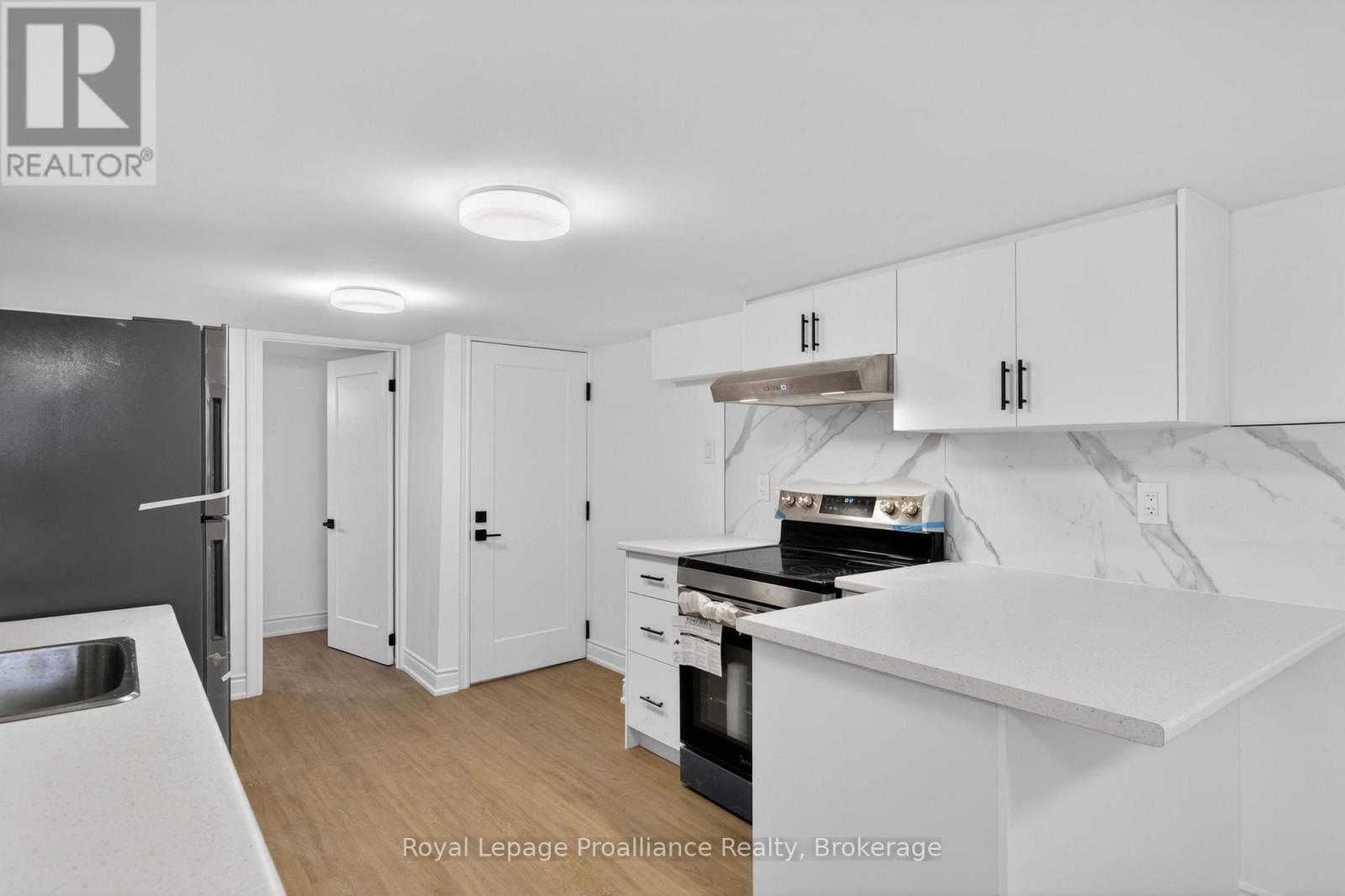6 - 171 Hazlitt Street, Peterborough (Ashburnham Ward 4), Ontario  K9H 1L8 - Photo 5 - X13460376