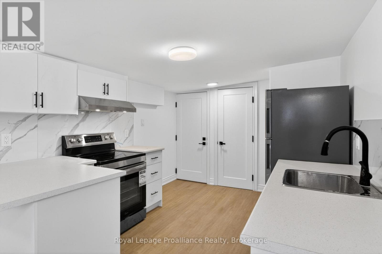 5 - 171 Hazlitt Street, Peterborough (Ashburnham Ward 4), Ontario  K9H 1L8 - Photo 4 - X13460404