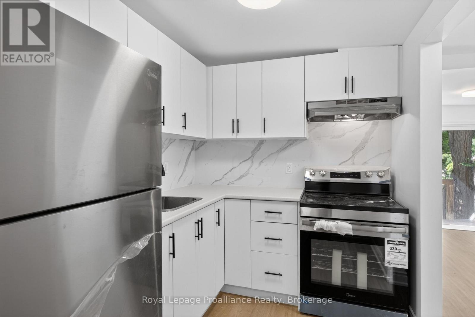 3 - 171 Hazlitt Street, Peterborough (Ashburnham Ward 4), Ontario  K9H 1L8 - Photo 4 - X13460420