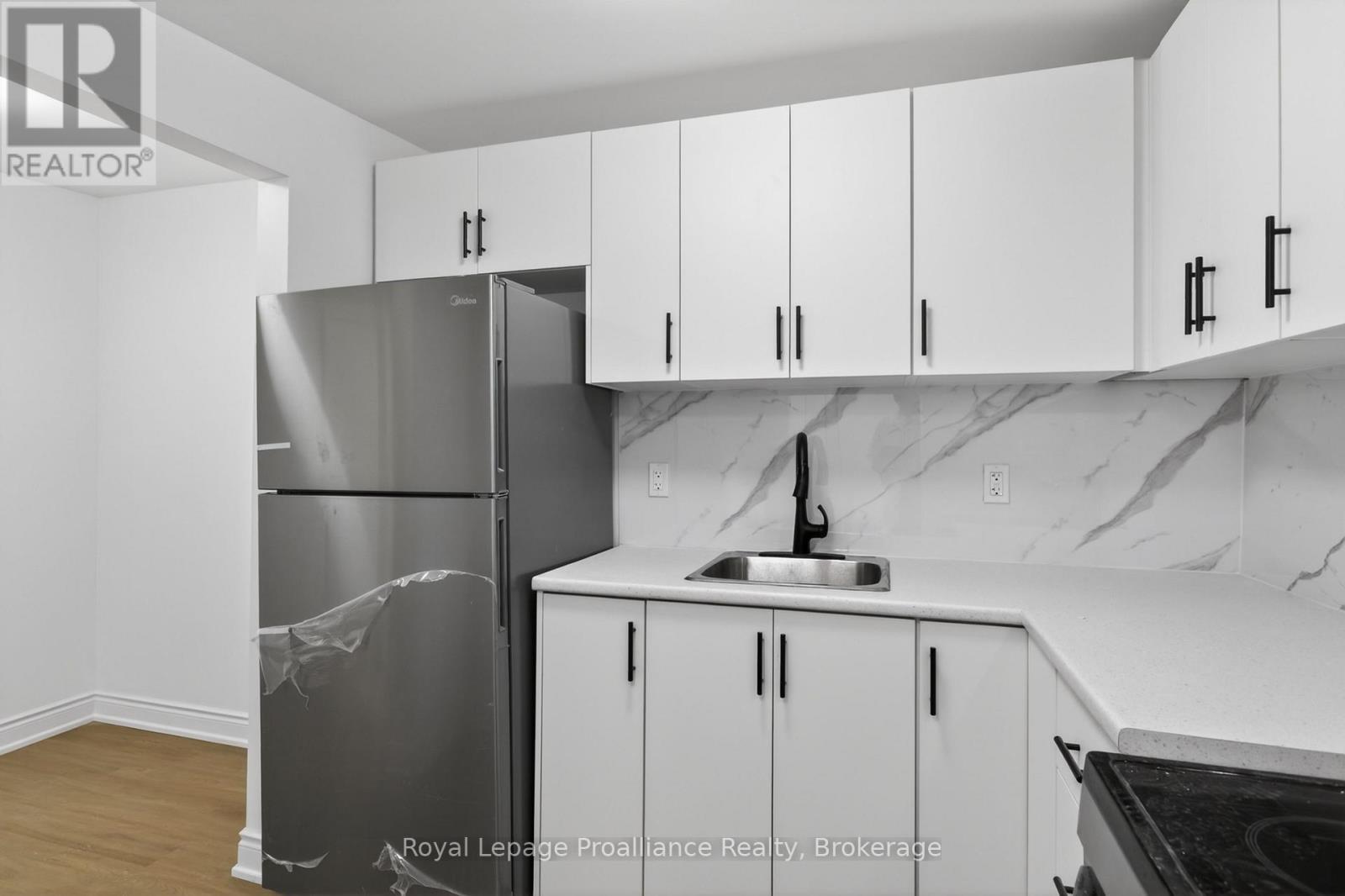 3 - 171 Hazlitt Street, Peterborough (Ashburnham Ward 4), Ontario  K9H 1L8 - Photo 5 - X13460420