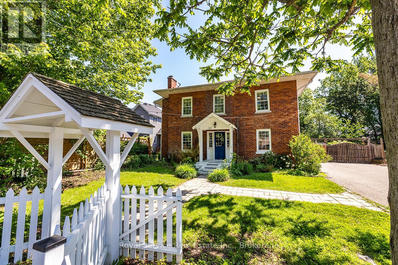 127 BEAVER STREET S, clarington (newcastle), Ontario