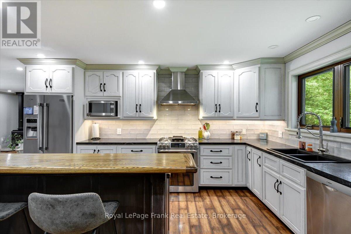 2166 6th Line Dummer Road N, Douro-Dummer, Ontario  K0L 2H0 - Photo 18 - X13461570