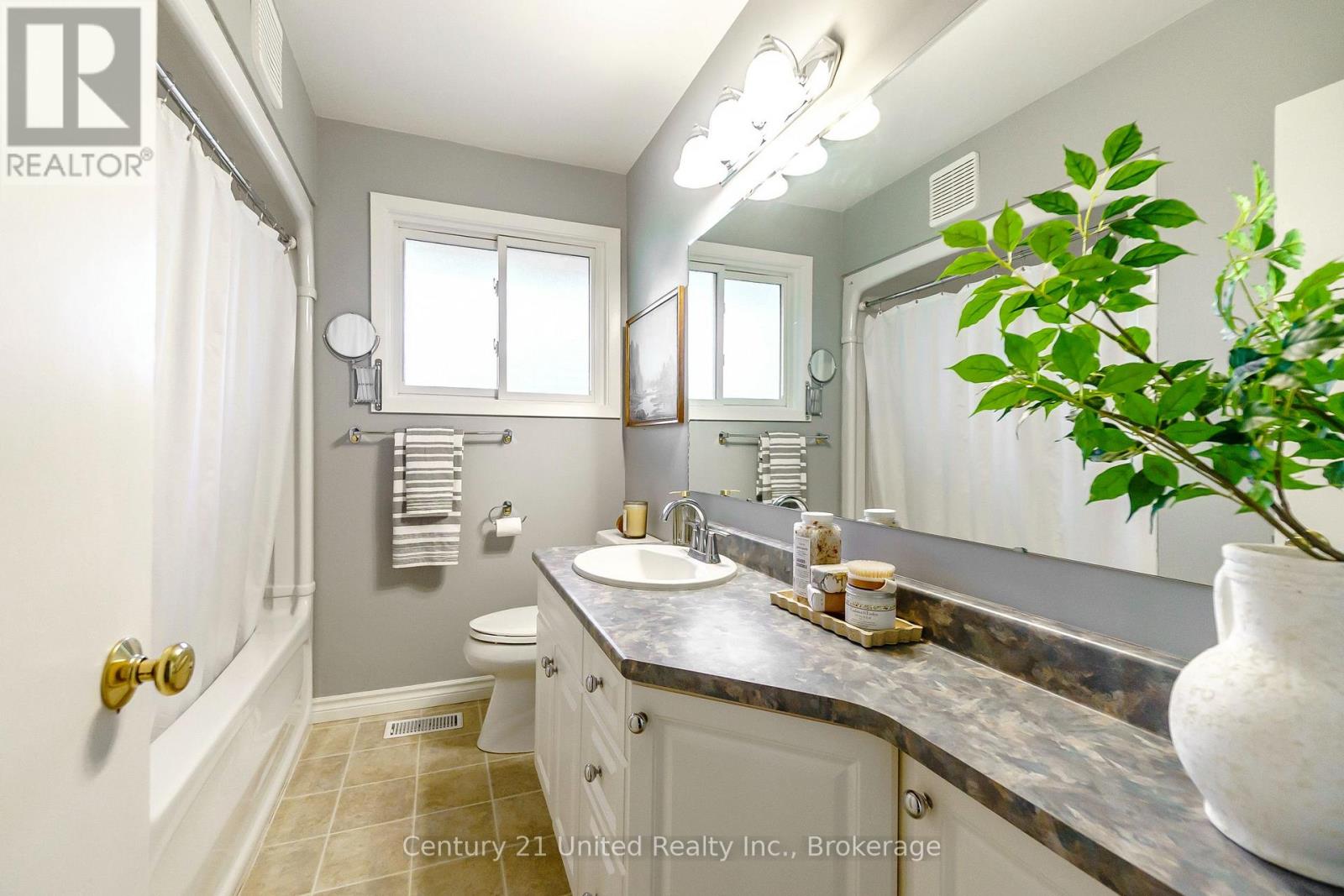 963 Ellesmere Avenue, Peterborough (Northcrest Ward 5), Ontario  K9H 7A9 - Photo 30 - X13461576