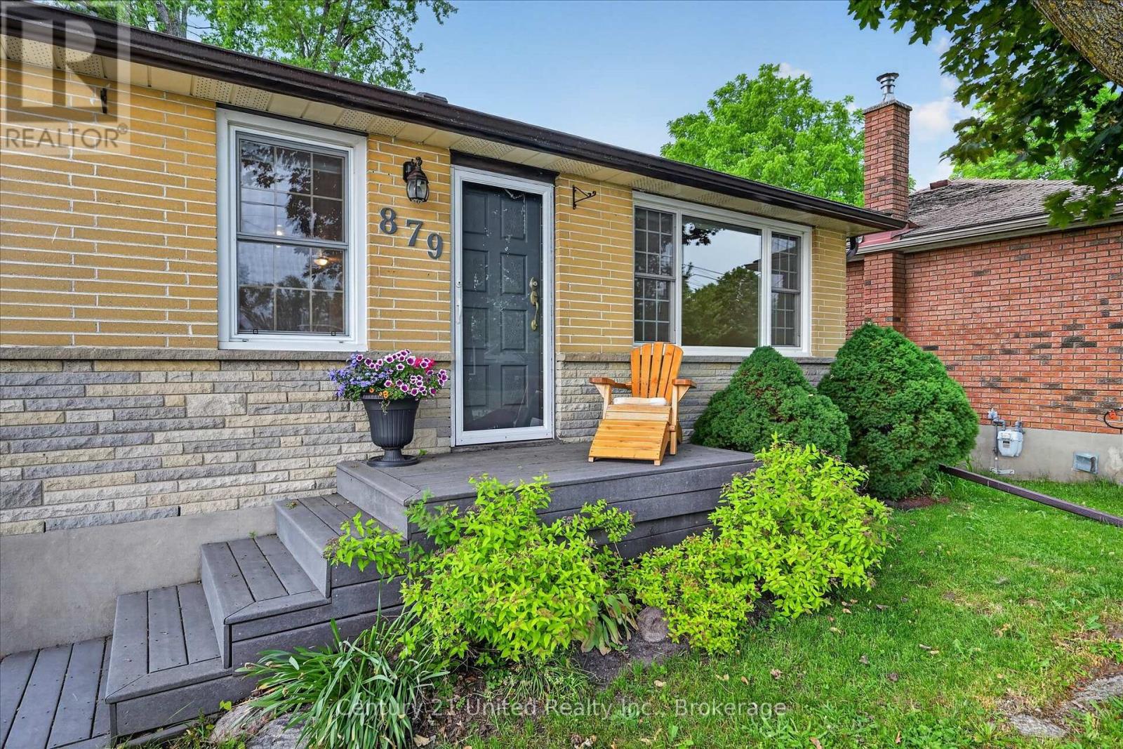 879 Birch Avenue, Peterborough (Northcrest Ward 5), Ontario  K9H 6G7 - Photo 2 - X13462034