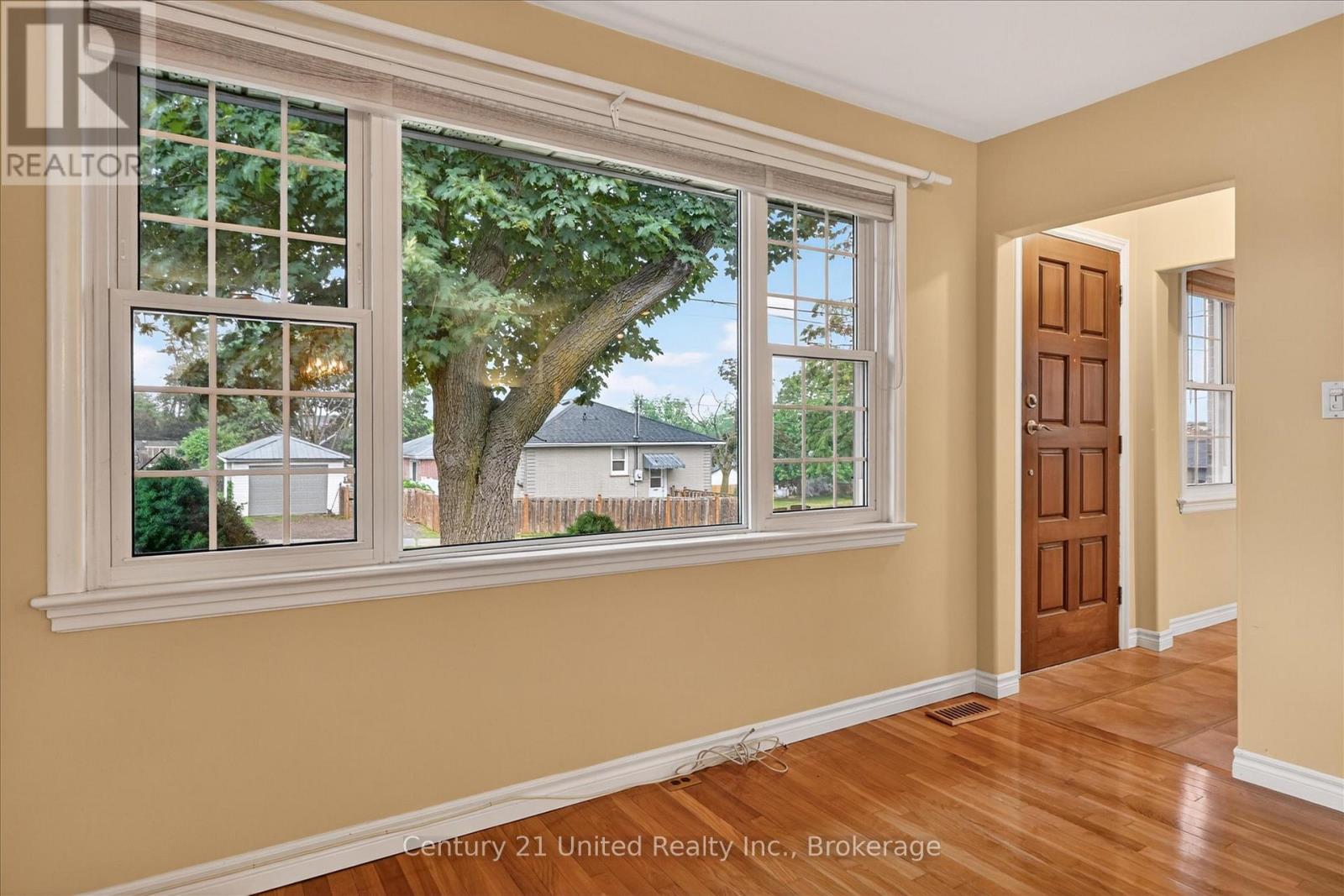 879 Birch Avenue, Peterborough (Northcrest Ward 5), Ontario  K9H 6G7 - Photo 4 - X13462034