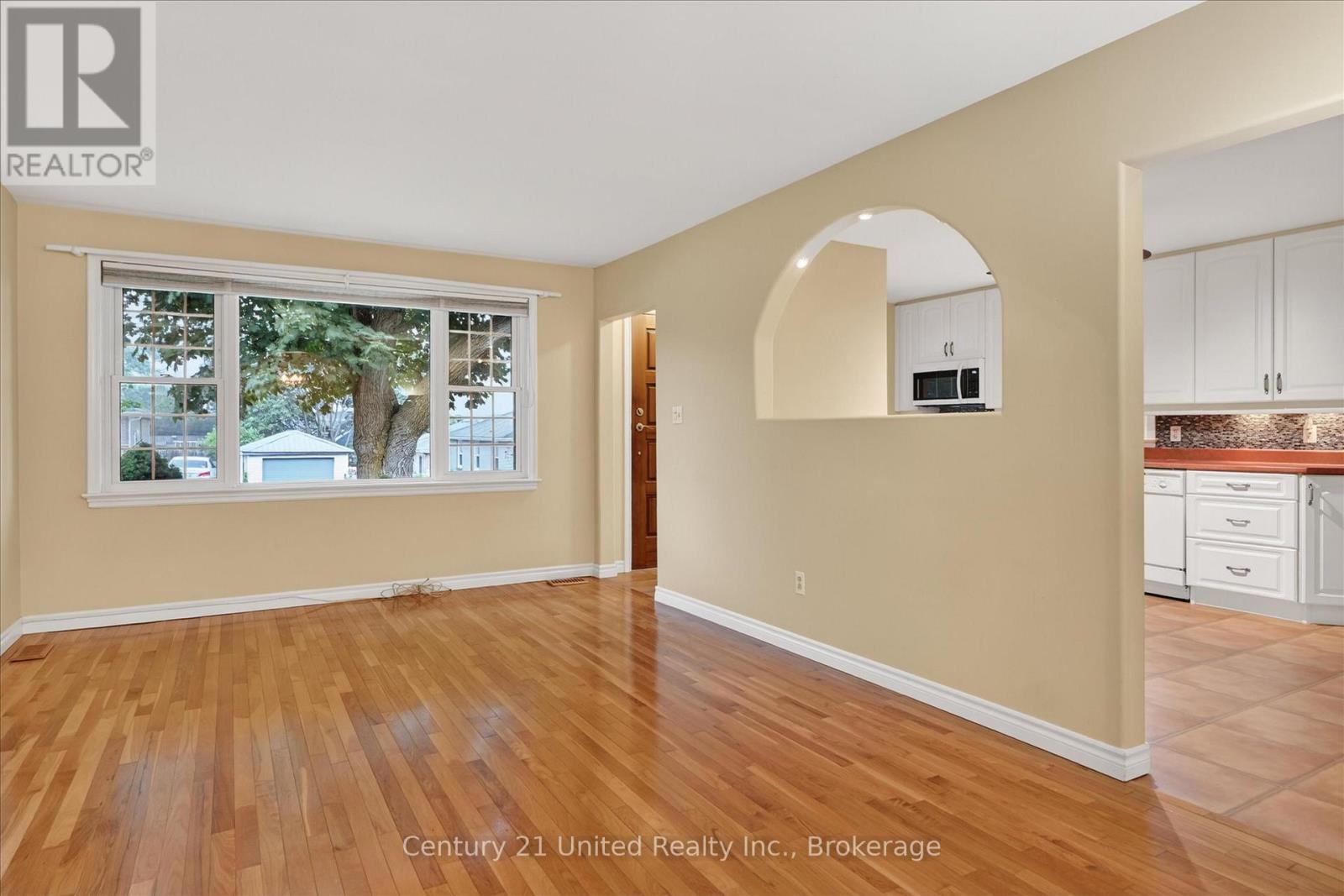 879 Birch Avenue, Peterborough (Northcrest Ward 5), Ontario  K9H 6G7 - Photo 5 - X13462034
