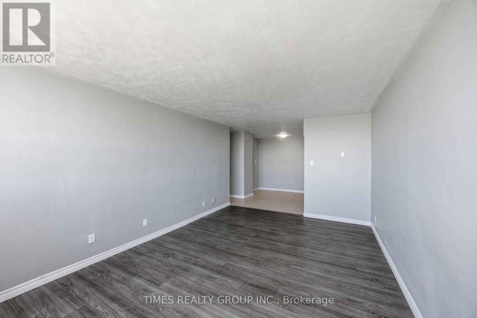 106 - 212 Brock Street, Peterborough (Town Ward 3), Ontario  K9H 2P5 - Photo 2 - X13461938
