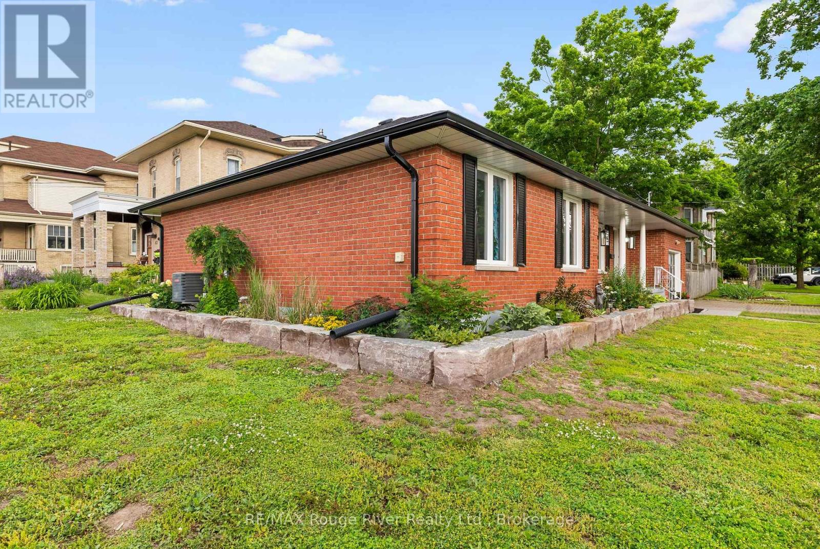 59 1/2 Victoria Avenue N, Kawartha Lakes (Lindsay), Ontario  K9V 4G4 - Photo 3 - X13462342