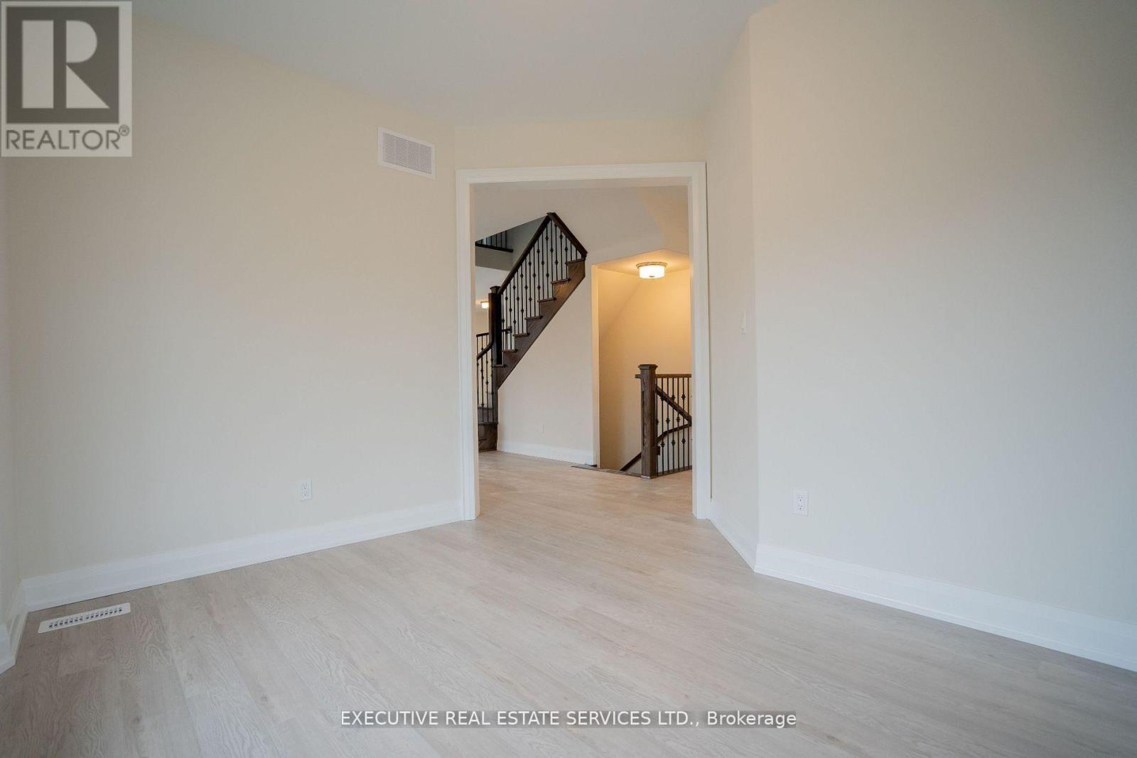 612 Wedlock Lane, Peterborough (Northcrest Ward 5), Ontario  K9H 0C4 - Photo 8 - X13462576