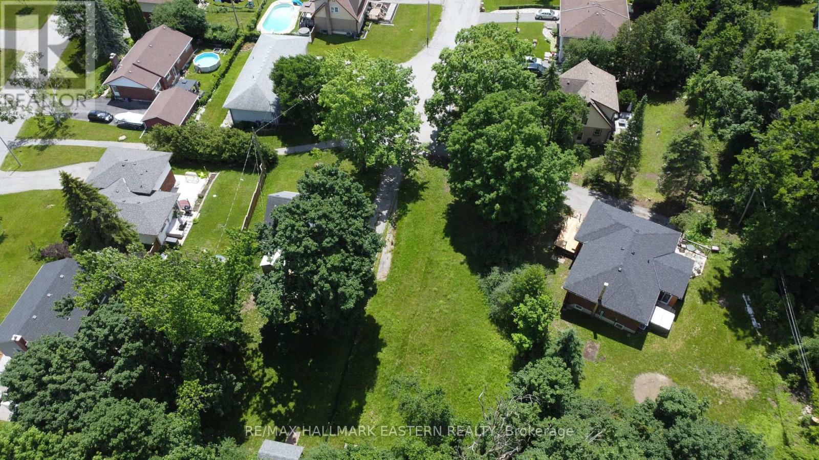 33 Greenhill Drive N, Peterborough (Otonabee Ward 1), Ontario  K9J 6E2 - Photo 8 - X13462890