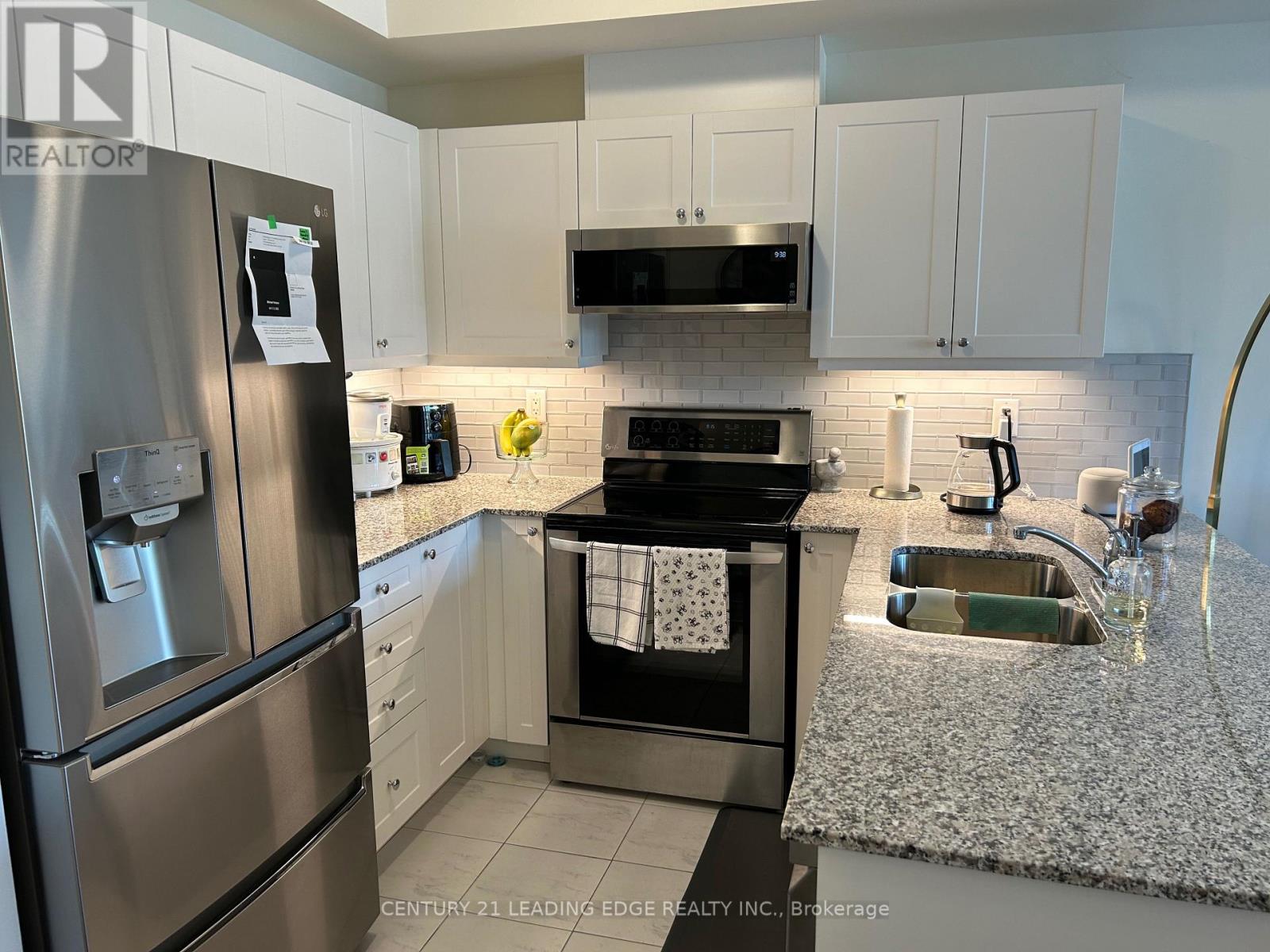 108 - 70 Shipway Avenue, Clarington (Newcastle), Ontario  L1B 0V7 - Photo 4 - E13463340