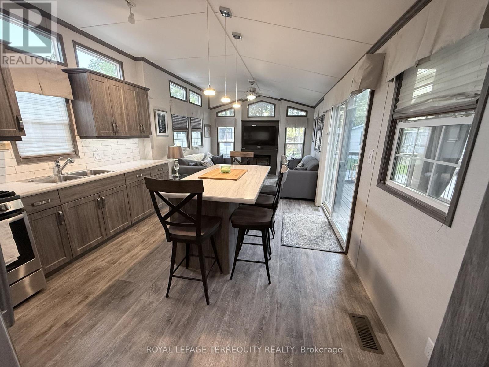 356 Rockhaven, Selwyn, Ontario  K0L 2H0 - Photo 10 - X13463756