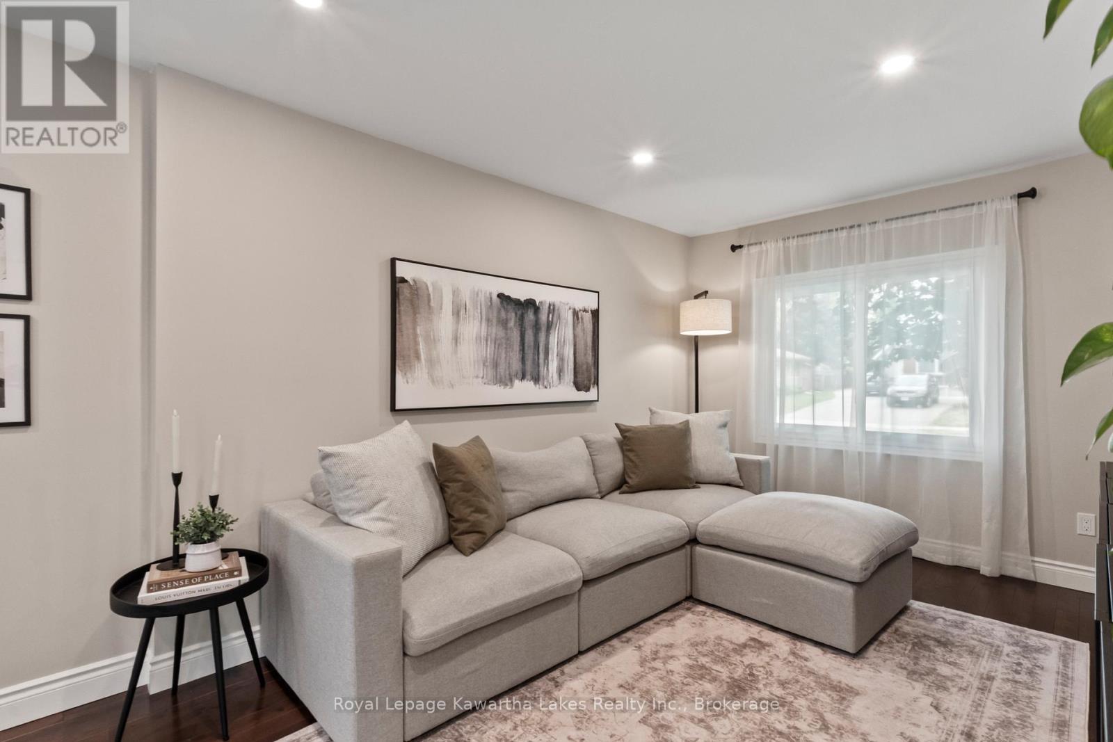 32 Simcoe Street, Kawartha Lakes (Lindsay), Ontario  K9V 2G4 - Photo 8 - X13465172