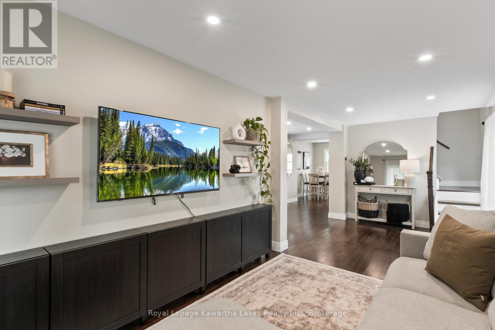 32 Simcoe Street, Kawartha Lakes (Lindsay), Ontario  K9V 2G4 - Photo 9 - X13465172