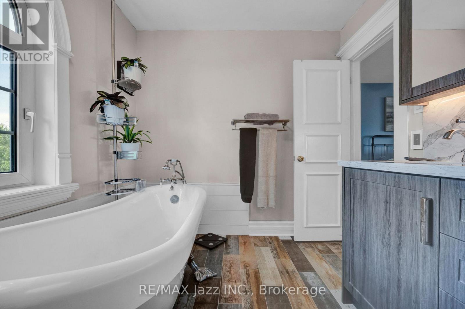 1674 Hooton Drive, Cavan Monaghan (Cavan Twp), Ontario  L0A 1C0 - Photo 21 - X13466298