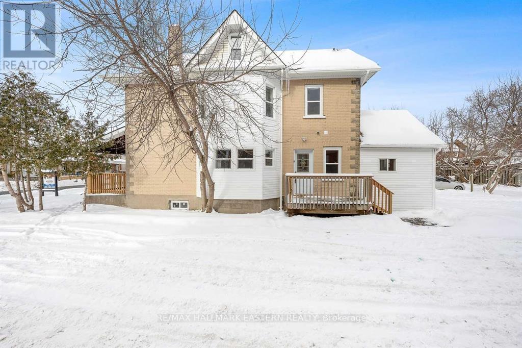 Main Floor - 184 Park Street N, Peterborough, Ontario  K9J 3P6 - Photo 3 - X13466410