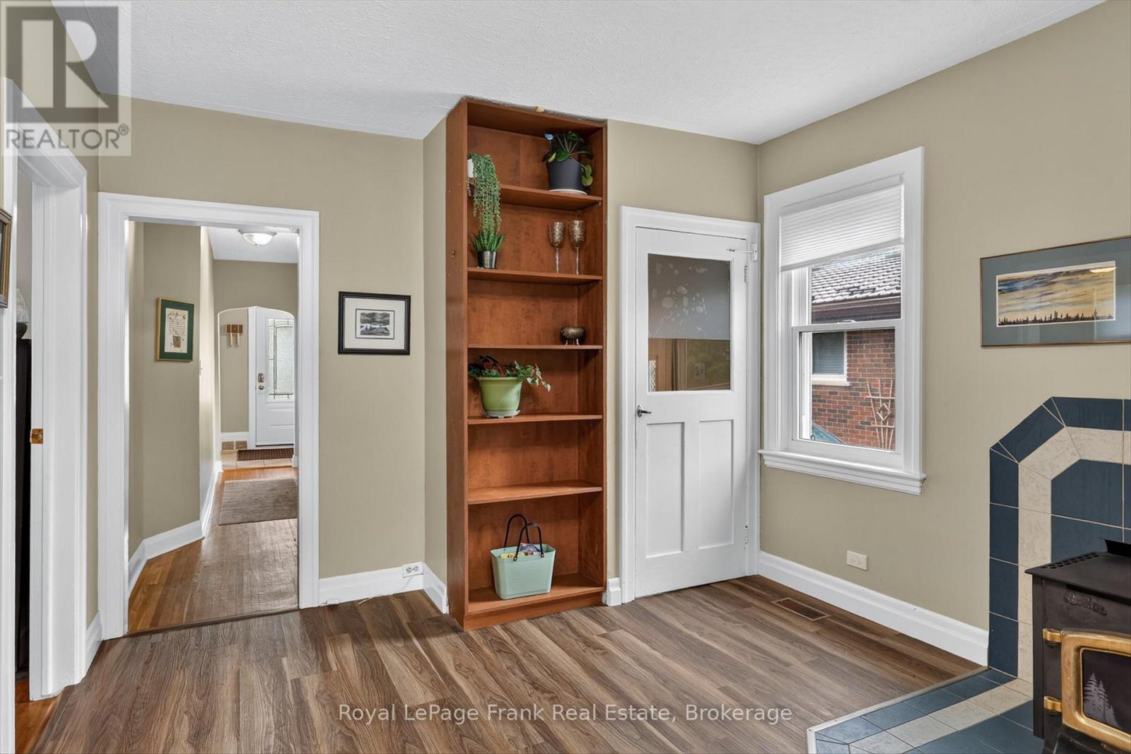 217 Mcclennan Street, Peterborough (Northcrest Ward 5), Ontario  K9H 5H8 - Photo 13 - X13467212