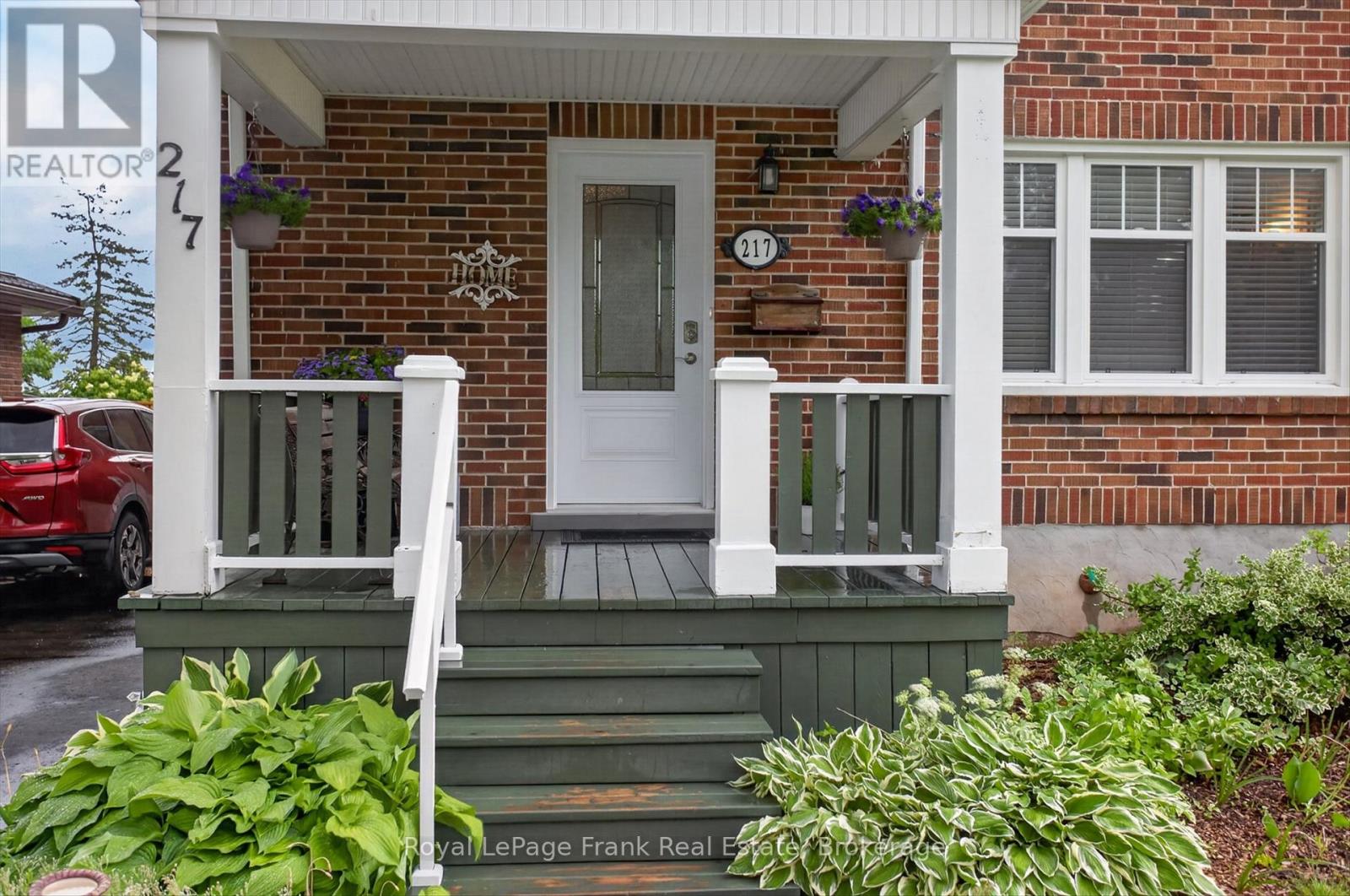 217 Mcclennan Street, Peterborough (Northcrest Ward 5), Ontario  K9H 5H8 - Photo 3 - X13467212