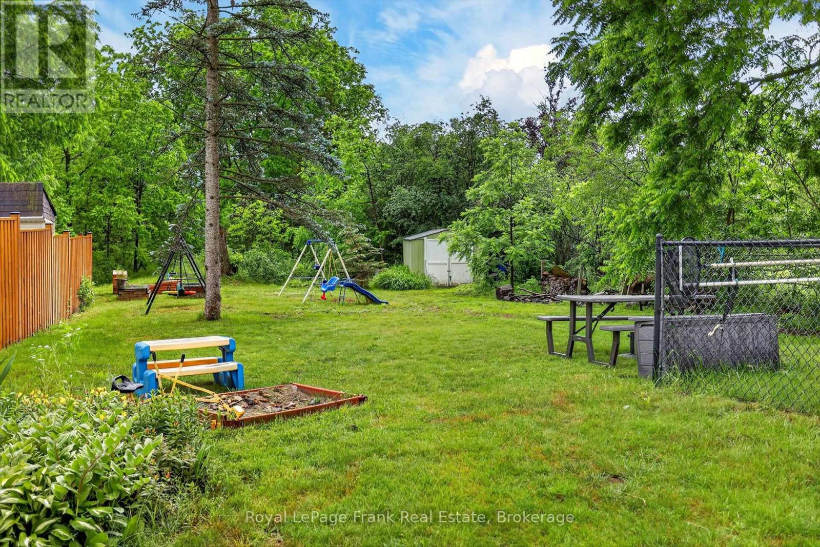 217 Mcclennan Street, Peterborough (Northcrest Ward 5), Ontario  K9H 5H8 - Photo 38 - X13467212