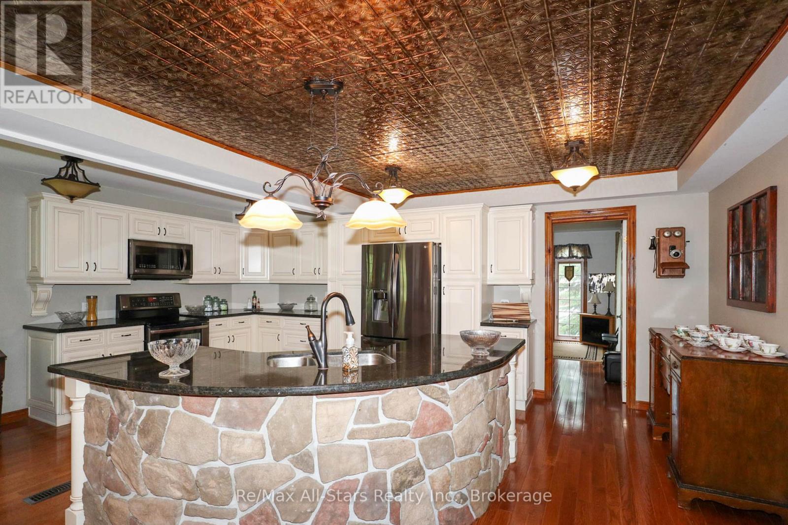 1474 Fleetwood Road, Kawartha Lakes (Manvers), Ontario  L0A 1A0 - Photo 6 - X13467946