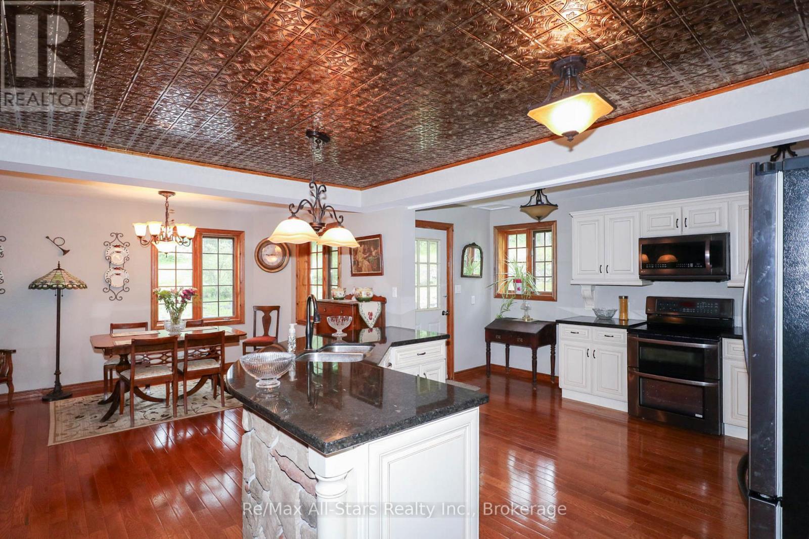1474 Fleetwood Road, Kawartha Lakes (Manvers), Ontario  L0A 1A0 - Photo 7 - X13467946
