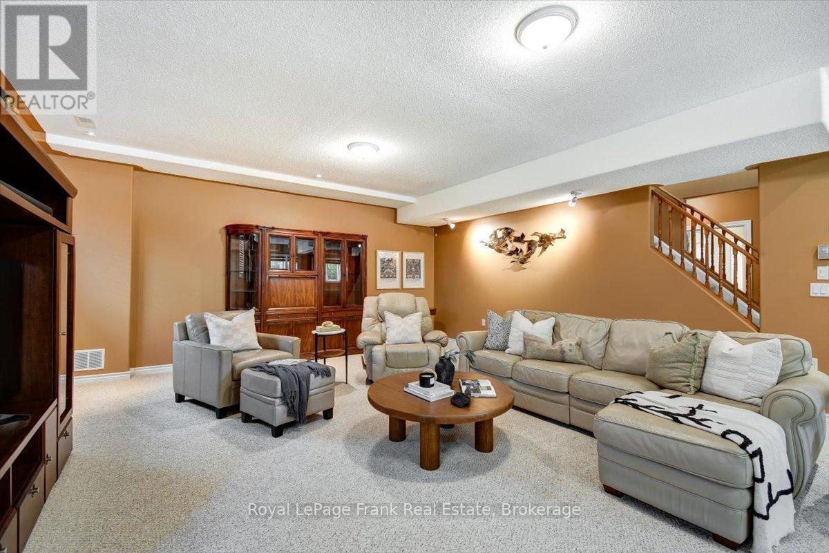 743 Fortye Drive, Peterborough (Otonabee Ward 1), Ontario  K9K 2G4 - Photo 22 - X13467974