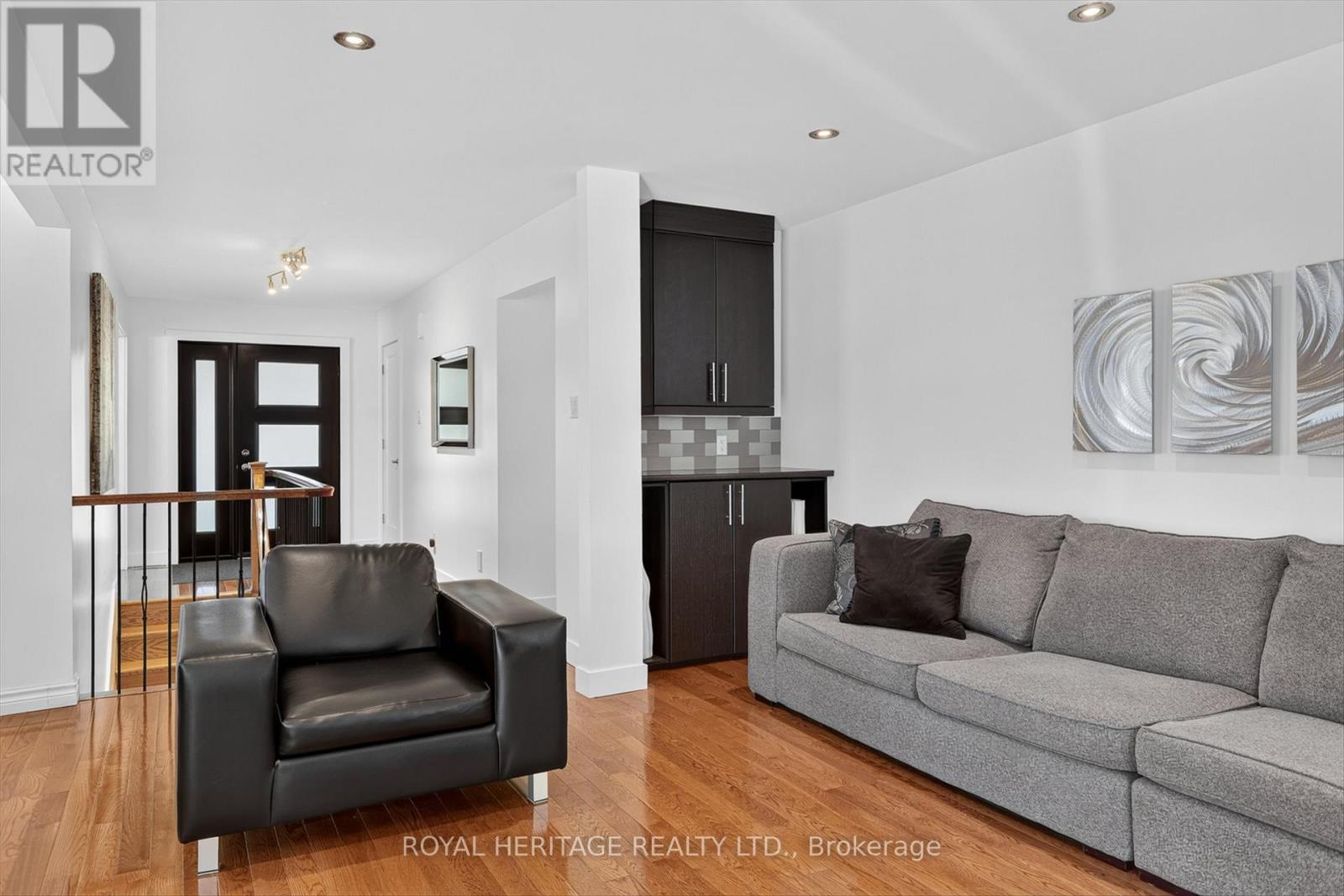 30 Karen Drive, Kawartha Lakes (Lindsay), Ontario  K9V 5V6 - Photo 18 - X13470764