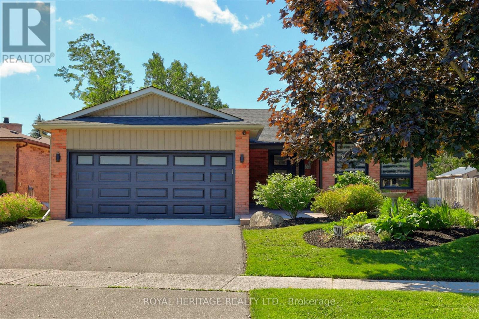 30 Karen Drive, Kawartha Lakes (Lindsay), Ontario  K9V 5V6 - Photo 2 - X13470764