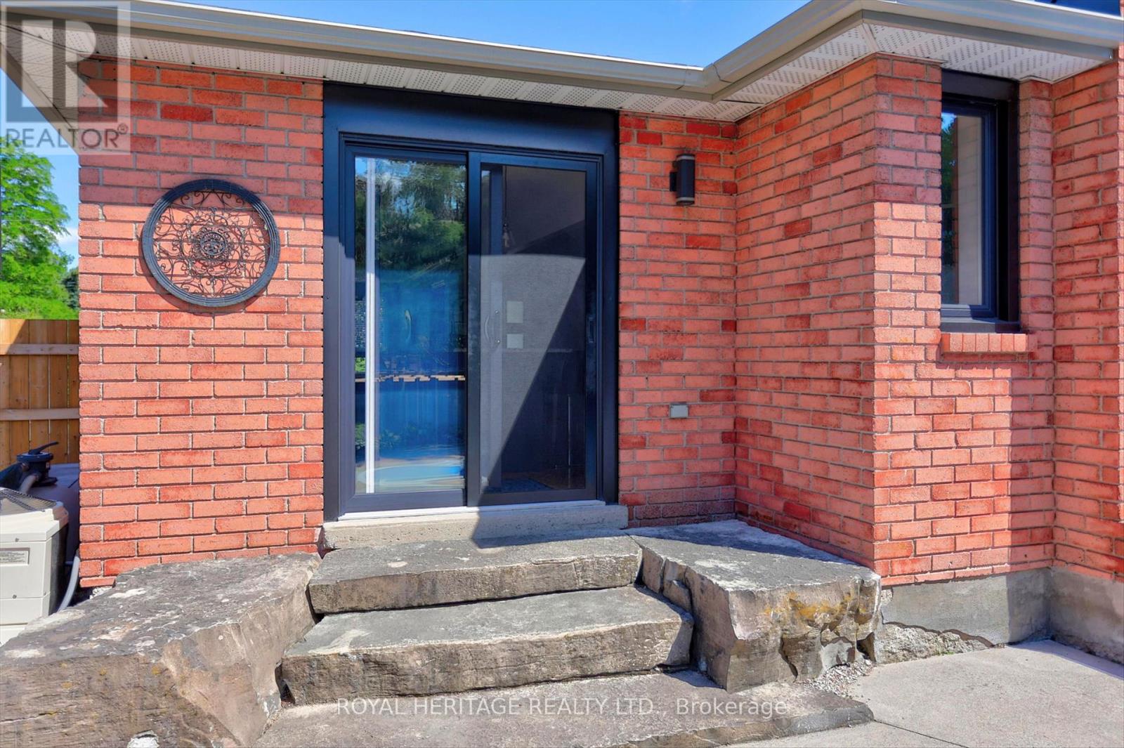 30 Karen Drive, Kawartha Lakes (Lindsay), Ontario  K9V 5V6 - Photo 48 - X13470764