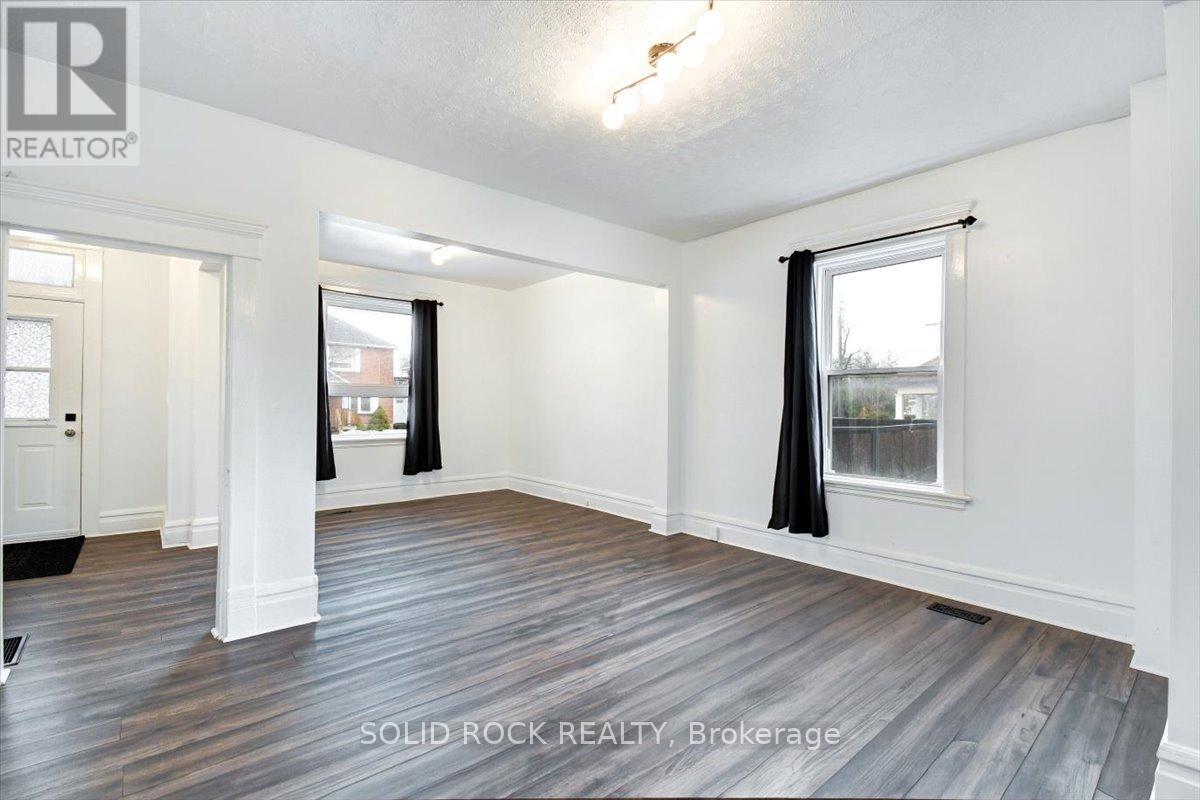 513 Romaine Street, Peterborough (Town Ward 3), Ontario  K9J 2C8 - Photo 11 - X13472326