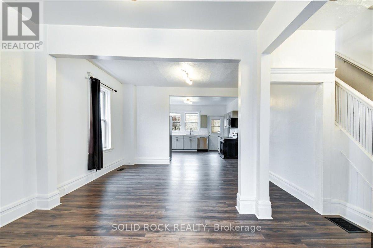513 Romaine Street, Peterborough (Town Ward 3), Ontario  K9J 2C8 - Photo 14 - X13472326