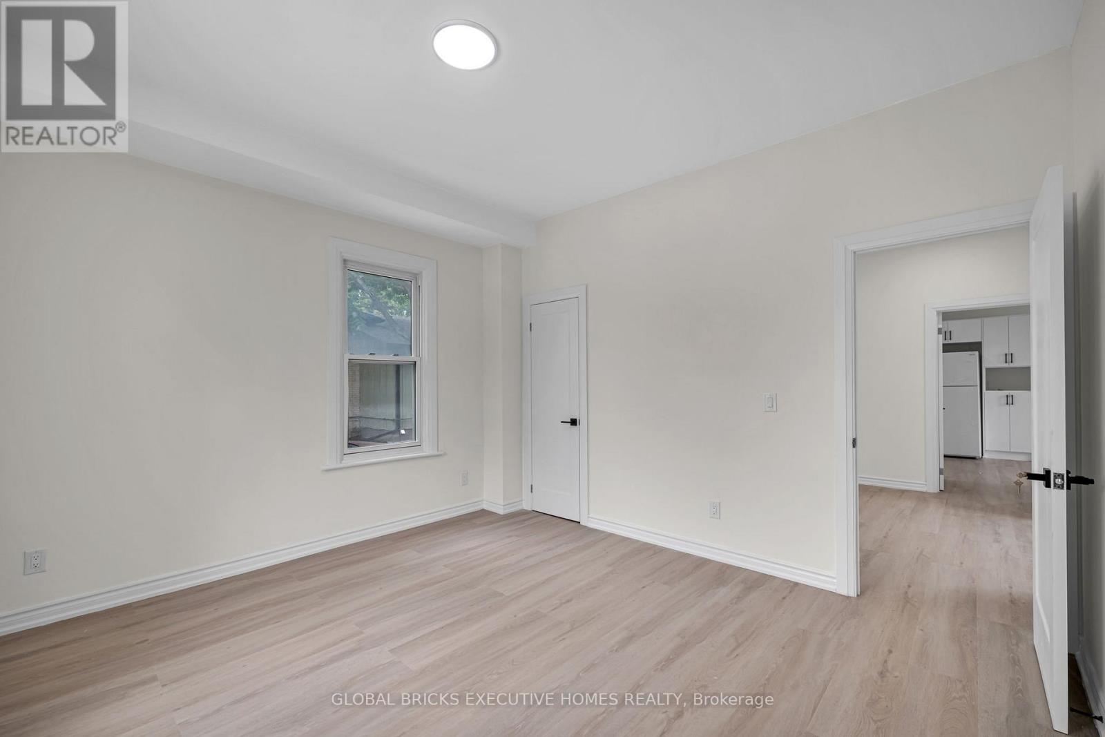 Unit B - 108 Lindsay Street S, Kawartha Lakes (Lindsay), Ontario  K9V 2M6 - Photo 6 - X13472330