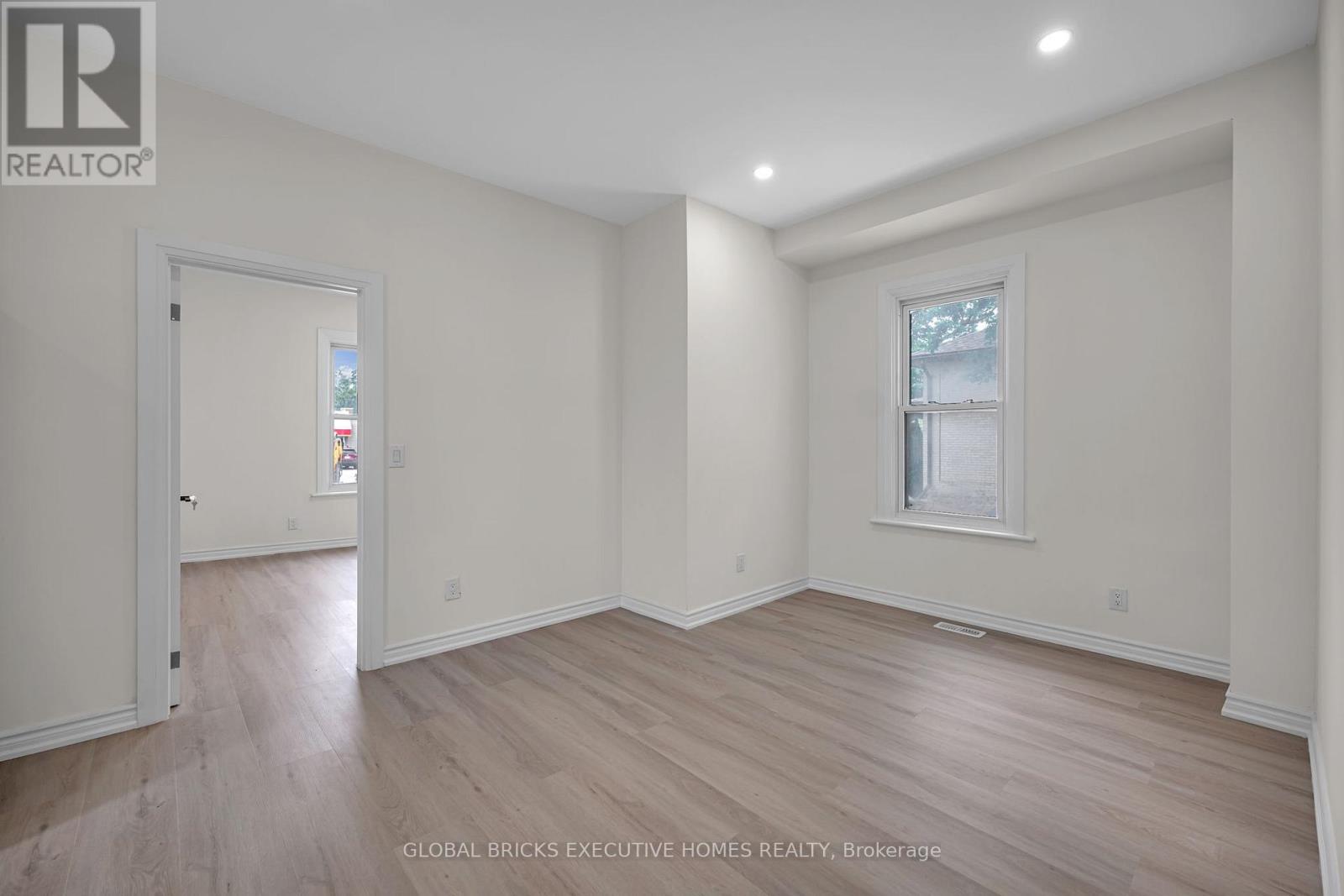 Unit B - 108 Lindsay Street S, Kawartha Lakes (Lindsay), Ontario  K9V 2M6 - Photo 8 - X13472330