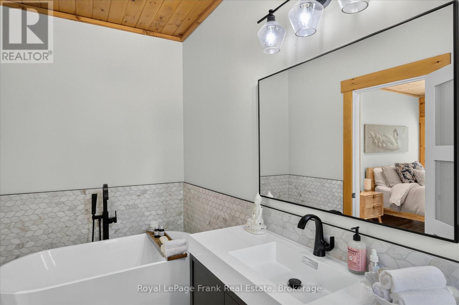 413 West Bay Road, North Kawartha, Ontario  K0L 1A0 - Photo 18 - X13472850